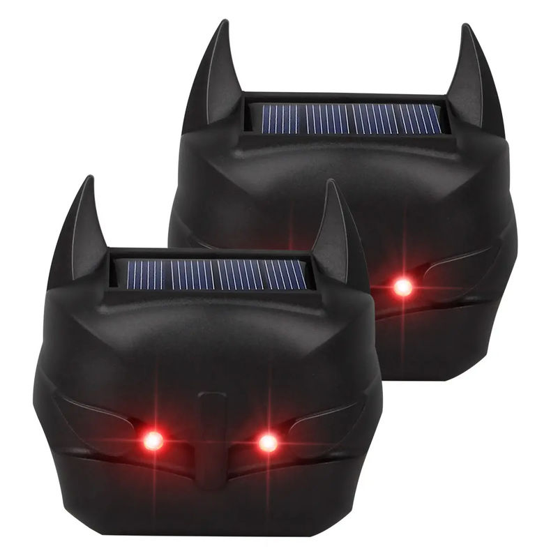 Luzes LED vermelhas Dissuasor solar para animais Mantenha sua propriedade segura de predadores 480 horas