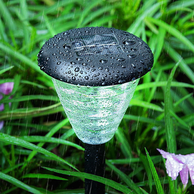 Lâmpadas solares LED à prova d'água para jardim de calçada com ângulo de feixe de 150° ON / OFF automático