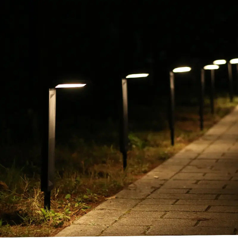 Iluminação solar de jardim LED para decoração de caminhos externos a energia solar