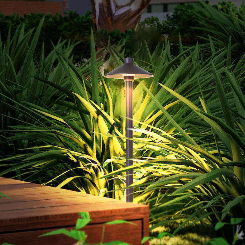 Jardim ao ar livre Luz de paisagem de baixa voltagem Iluminação de caminhos de relva com alimentação solar