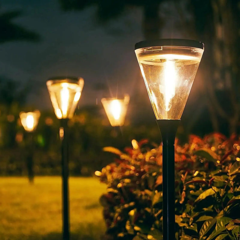 Luz solar de jardim à prova d'água exterior Tricolor ajustável para paisagem do parque Villa Yard
