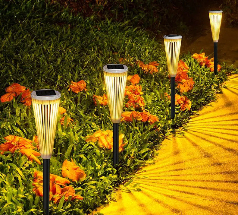 Iluminação solar à prova d'água para jardim Paisagem da comunidade Decoração floral da vila