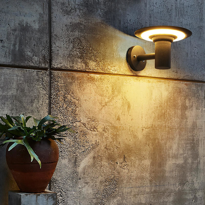 2- Iluminação solar LED à parede à prova d'água para paisagem exterior Temperatura de funcionamento -20 60C