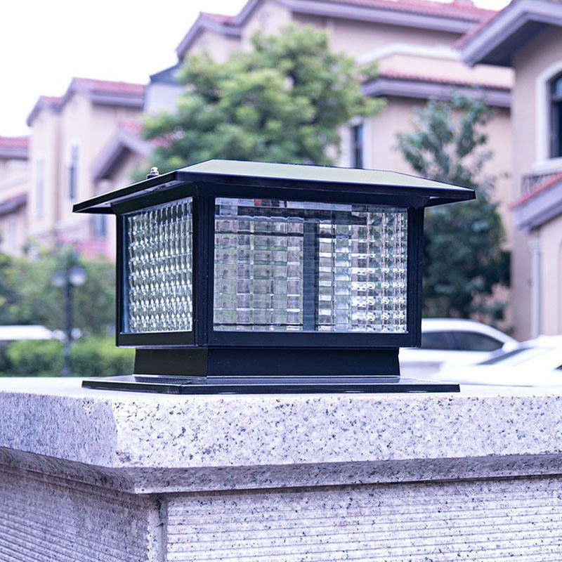 Lâmpada de pilar LED solar moderna para iluminação de jardim de jardim Voltagem de entrada V 3.7V