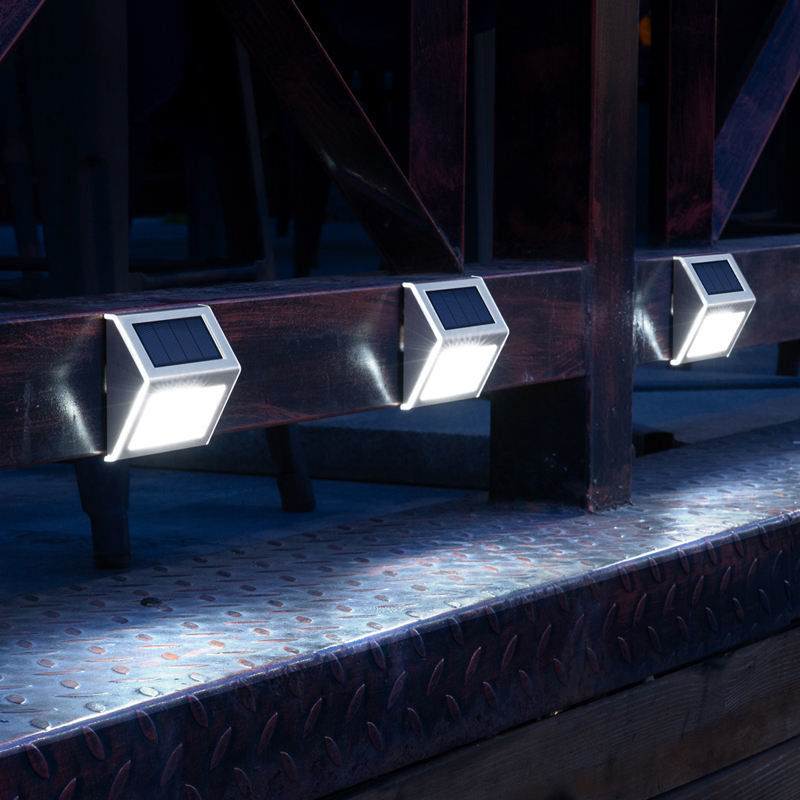 Iluminação solar à prova d'água Escalinha de energia solar LED Iluminação de vedação de escada solar para jardim