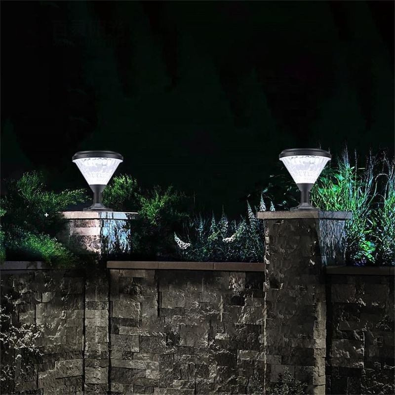 Estilo europeu IP65 Lâmpada à prova d'água Largo Solar Led Relógio de gramado Bollardo Jardim Luz para exterior
