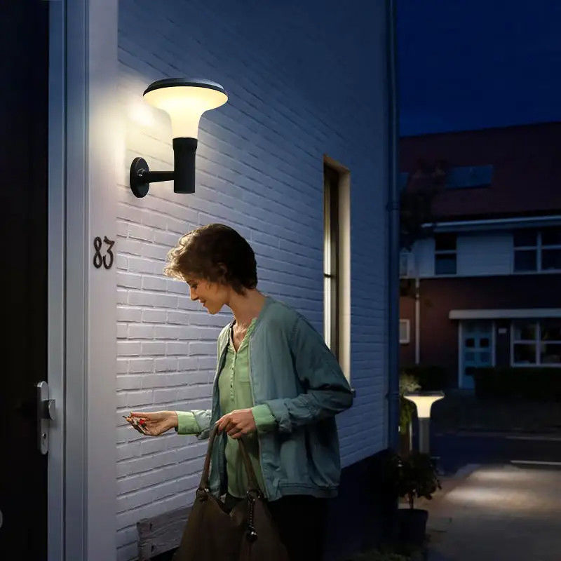 Iluminação solar de parede LED ultra brilhante à prova d'água para terraço exterior de porta de villa personalizada