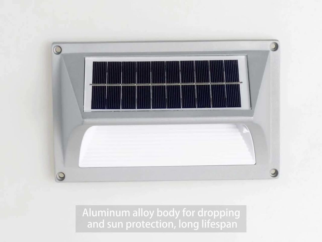 50000 Horas de Tempo de Trabalho Quente Branco LED Solar Step Wall Light para as suas necessidades