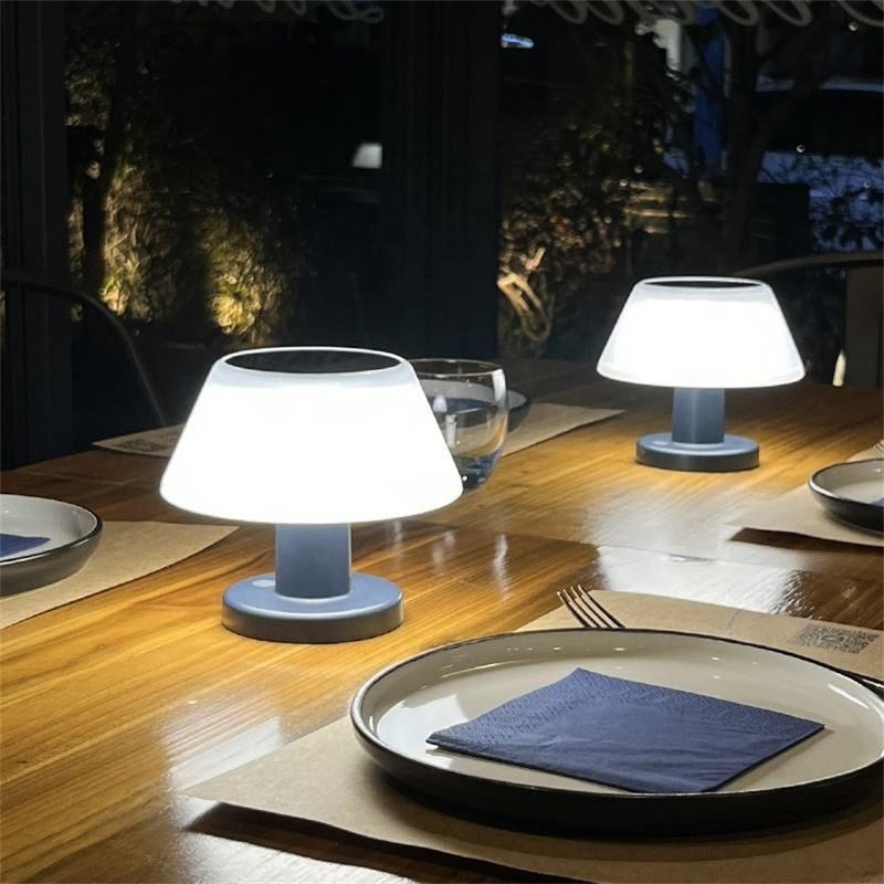 Lâmpada de mesa solar LED Luz de mesa branca Luzes noturnas IP55 Lâmpada de mesa solar de pátio de jardim