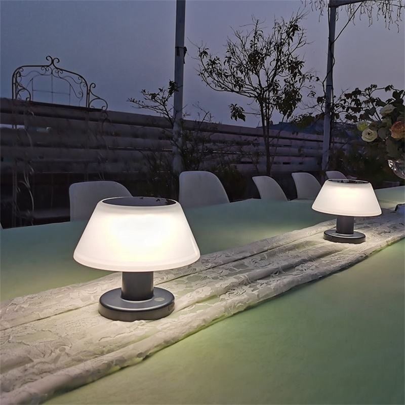 Lâmpada de mesa solar LED Luz de mesa branca Luzes noturnas IP55 Lâmpada de mesa solar de pátio de jardim
