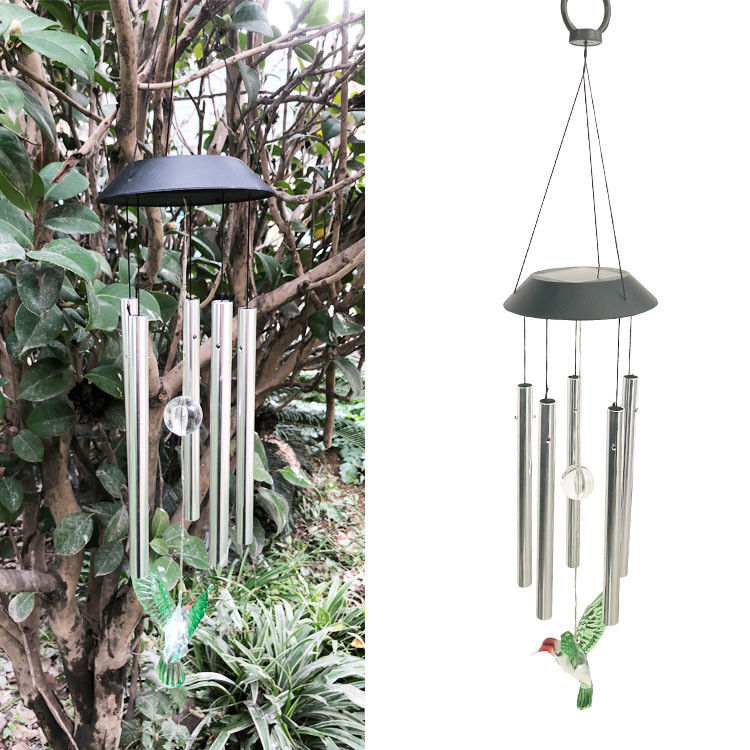 Traga beleza e luz ao seu jardim com a luz solar LED que muda de cor
