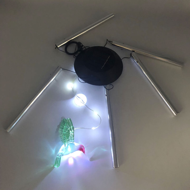 Traga beleza e luz ao seu jardim com a luz solar LED que muda de cor