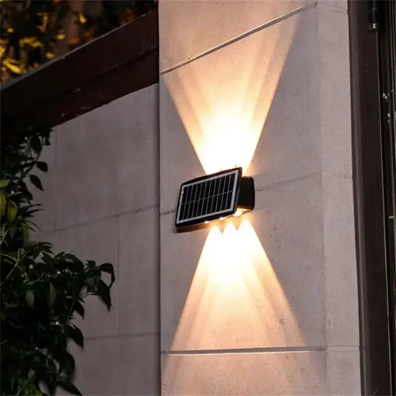 Balcão Luzes solares Lâmpada à parede impermeável para iluminação exterior para cima e para baixo