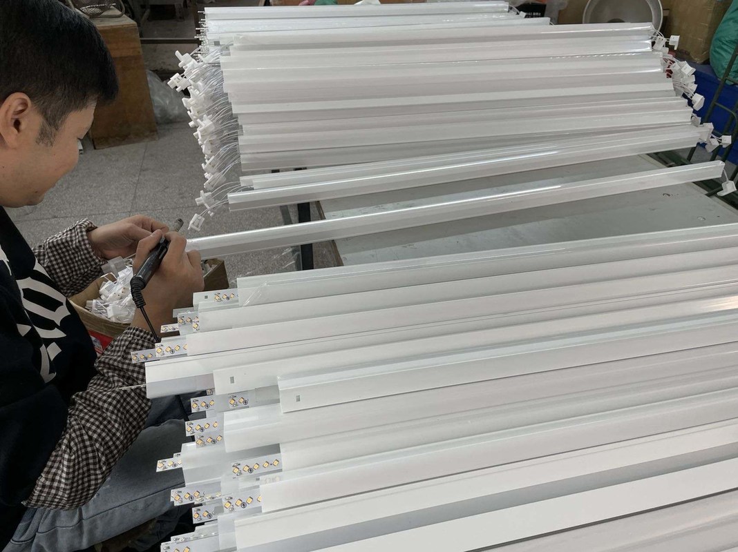 3000k Led AC165-265V 50/60Hz T5 Tube Light Matérias-Primas Top escolha para 1200mm comprimento